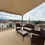 Vato Panoramic View Apartment